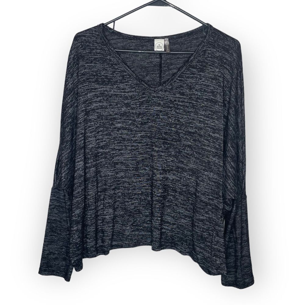 Paper Crane long sleeve lightweight knit Top size Medium